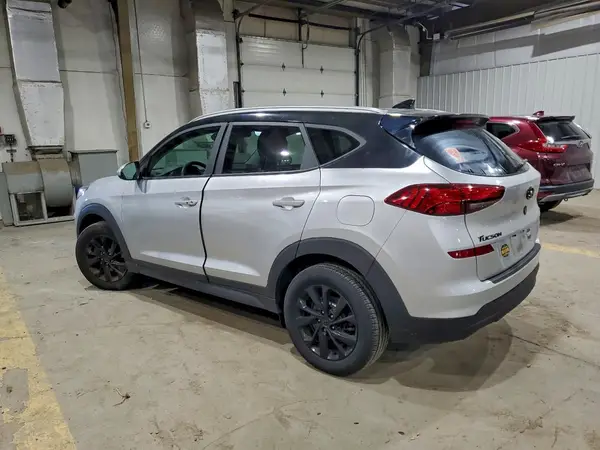 KM8J3CA45KU068381 2019 HYUNDAI TUCSON - Image 2