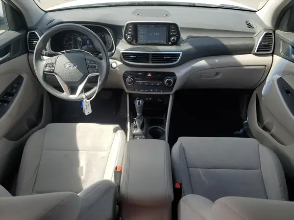 KM8J3CA45KU842256 2019 HYUNDAI TUCSON - Image 8