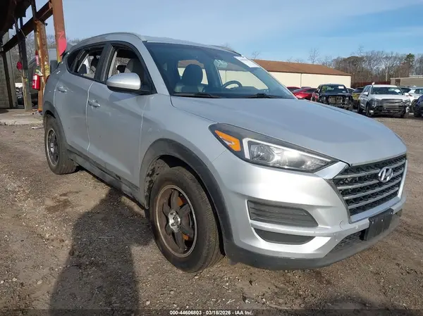 KM8J3CA45KU851457 2019 HYUNDAI TUCSON - Image 1