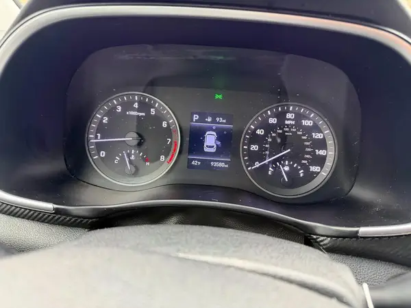KM8J3CA45KU870459 2019 HYUNDAI TUCSON - Image 8