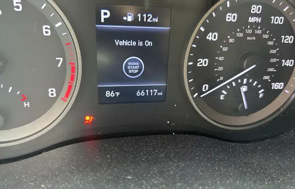 KM8J3CA45KU887715 2019 HYUNDAI TUCSON - Image 8