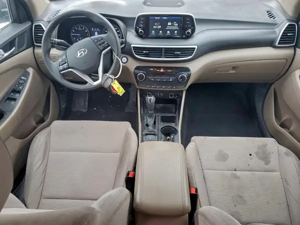 KM8J3CA45KU947914 2019 HYUNDAI TUCSON - Image 8