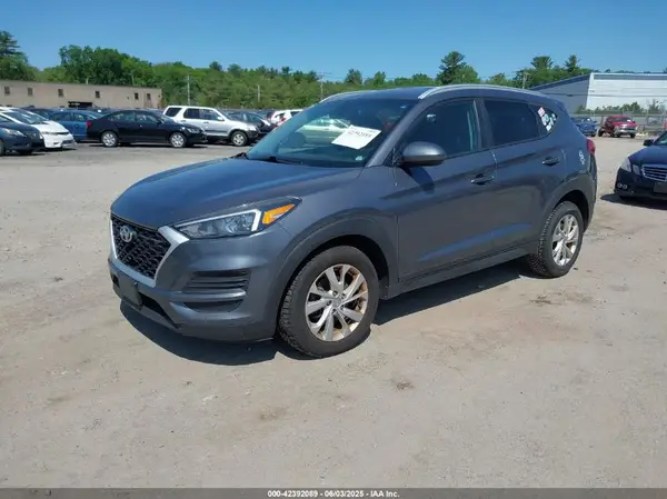KM8J3CA45KU990648 2019 HYUNDAI TUCSON - Image 2