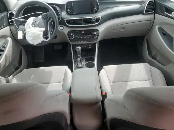 KM8J3CA45LU083075 2020 HYUNDAI TUCSON - Image 8