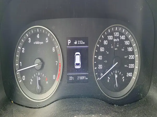 KM8J3CA45LU233525 2020 HYUNDAI TUCSON - Image 8