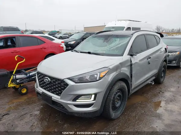 KM8J3CA45LU281235 2020 HYUNDAI TUCSON - Image 2