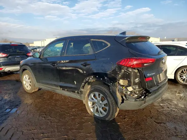 KM8J3CA45MU365735 2021 HYUNDAI TUCSON - Image 2
