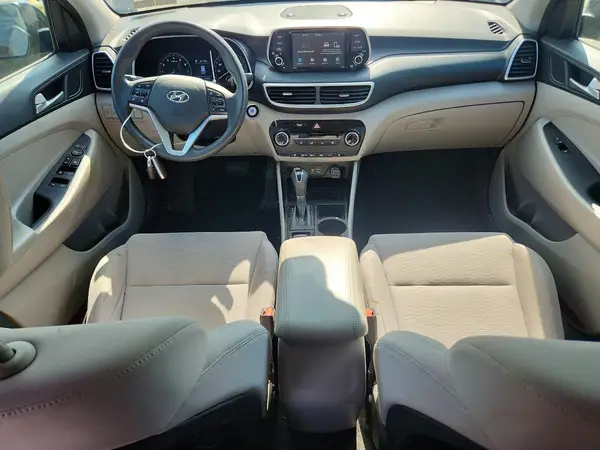 KM8J3CA45MU368232 2021 HYUNDAI TUCSON - Image 8