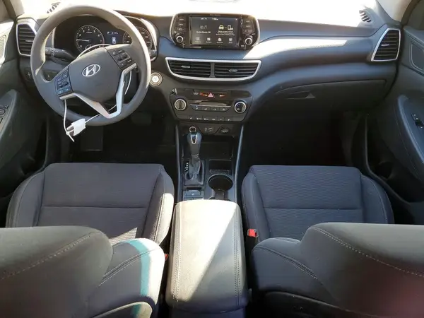 KM8J3CA45MU369073 2021 HYUNDAI TUCSON - Image 8