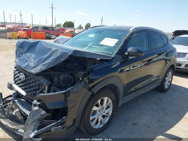 KM8J3CA45MU372670 2021 HYUNDAI TUCSON - Image 2