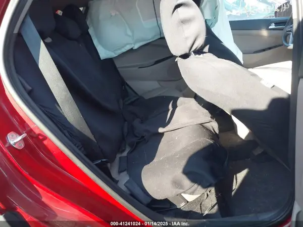 KM8J3CA45MU386343 2021 HYUNDAI TUCSON - Image 8