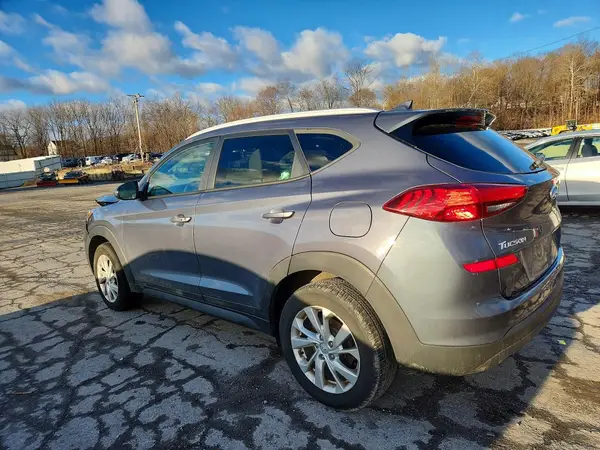 KM8J3CA45MU386939 2021 HYUNDAI TUCSON - Image 2