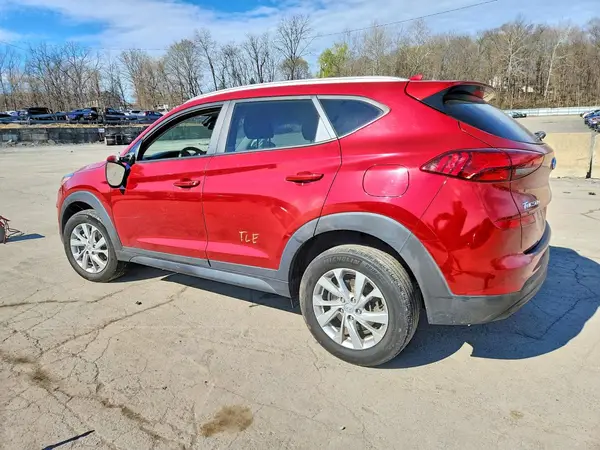 KM8J3CA45MU387489 2021 HYUNDAI TUCSON - Image 2