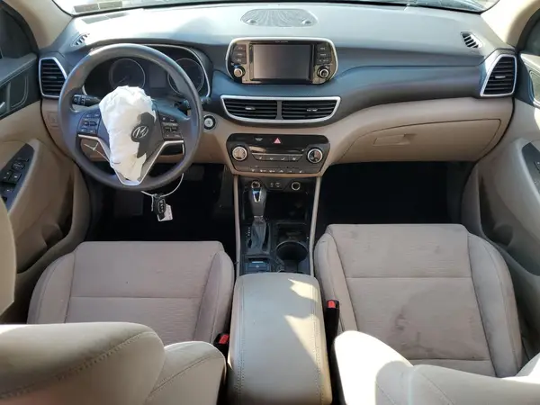 KM8J3CA45MU395477 2021 HYUNDAI TUCSON - Image 8