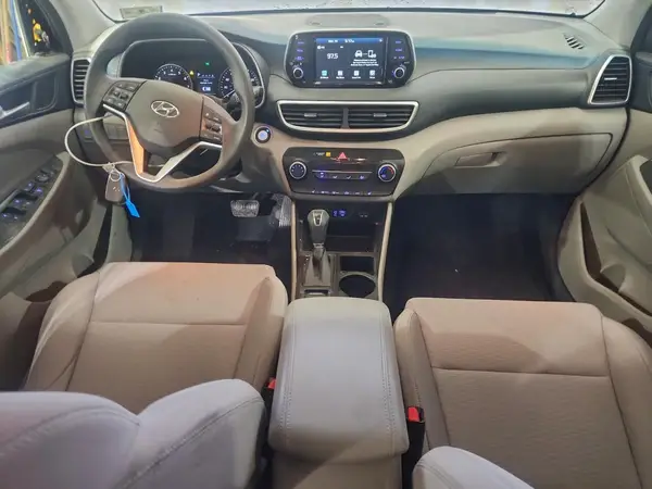 KM8J3CA45MU396712 2021 HYUNDAI TUCSON - Image 8