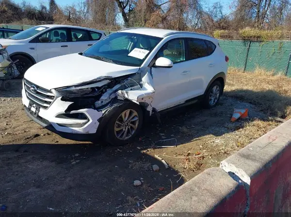 KM8J3CA46GU023683 2016 HYUNDAI TUCSON - Image 2