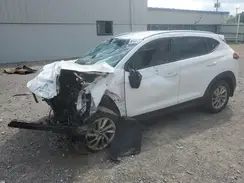 KM8J3CA46GU035123 2016 HYUNDAI TUCSON