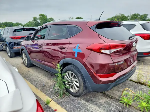 KM8J3CA46GU036773 2016 HYUNDAI TUCSON - Image 2