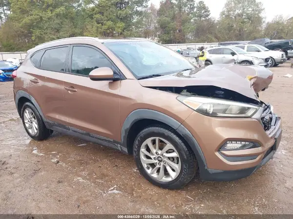 KM8J3CA46GU037860 2016 HYUNDAI TUCSON - Image 1