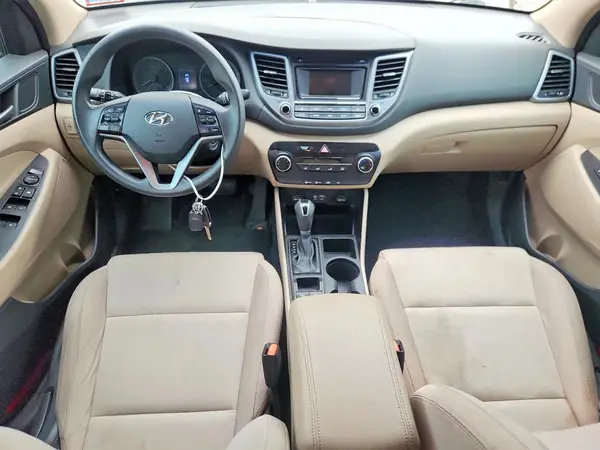 KM8J3CA46GU038510 2016 HYUNDAI TUCSON - Image 8