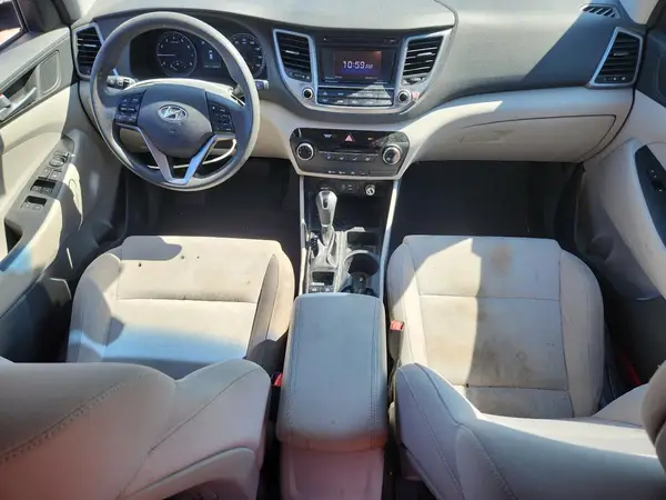 KM8J3CA46GU046185 2016 HYUNDAI TUCSON - Image 8