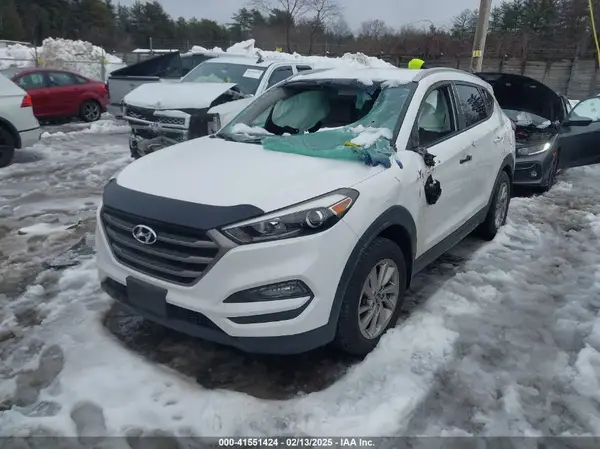 KM8J3CA46GU050866 2016 HYUNDAI TUCSON - Image 2