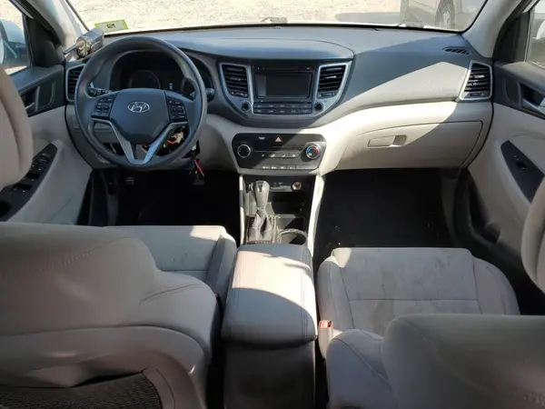 KM8J3CA46GU057509 2016 HYUNDAI TUCSON - Image 8