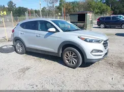 KM8J3CA46GU066825 2016 HYUNDAI TUCSON
