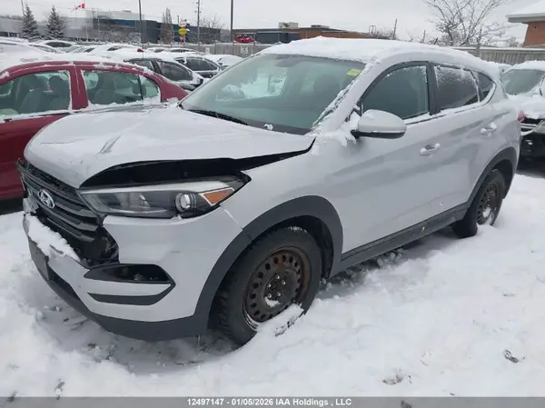 KM8J3CA46GU070406 2016 HYUNDAI TUCSON - Image 2