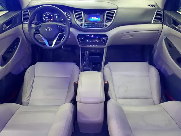 KM8J3CA46GU086377 2016 HYUNDAI TUCSON - Image 8