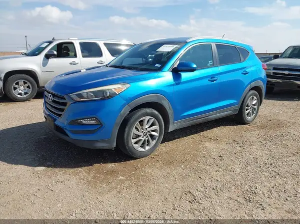 KM8J3CA46GU092504 2016 HYUNDAI TUCSON - Image 2
