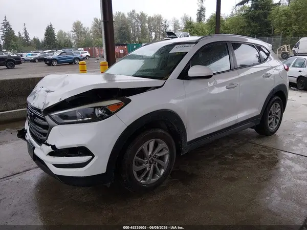 KM8J3CA46GU094348 2016 HYUNDAI TUCSON - Image 2