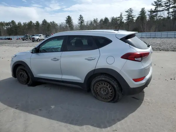KM8J3CA46GU096049 2016 HYUNDAI TUCSON - Image 2