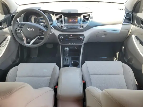 KM8J3CA46GU105669 2016 HYUNDAI TUCSON - Image 8