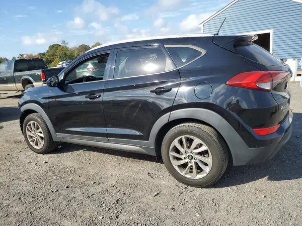 KM8J3CA46GU110922 2016 HYUNDAI TUCSON - Image 2