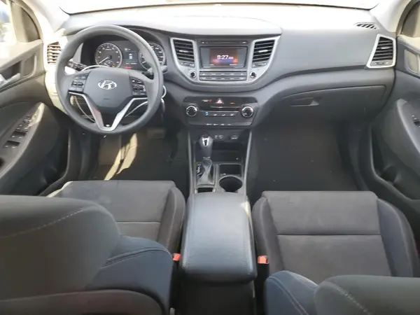 KM8J3CA46GU115280 2016 HYUNDAI TUCSON - Image 8