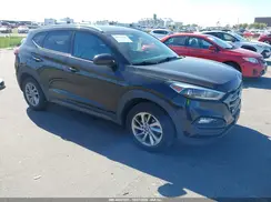 KM8J3CA46GU121659 2016 HYUNDAI TUCSON