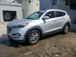 KM8J3CA46GU138722 2016 HYUNDAI TUCSON