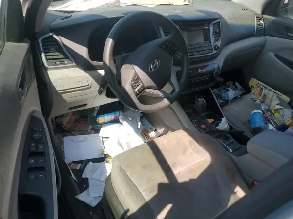KM8J3CA46GU138722 2016 HYUNDAI TUCSON - Image 8