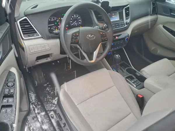KM8J3CA46GU138820 2016 HYUNDAI TUCSON - Image 8