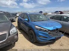 KM8J3CA46GU163328 2016 HYUNDAI TUCSON