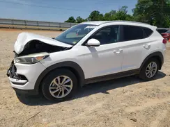 KM8J3CA46GU184115 2016 HYUNDAI TUCSON