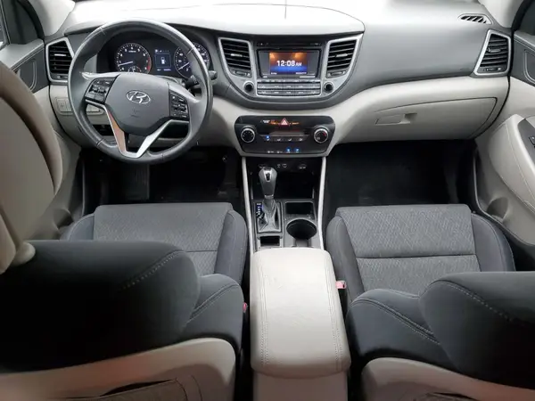 KM8J3CA46GU188584 2016 HYUNDAI TUCSON - Image 8