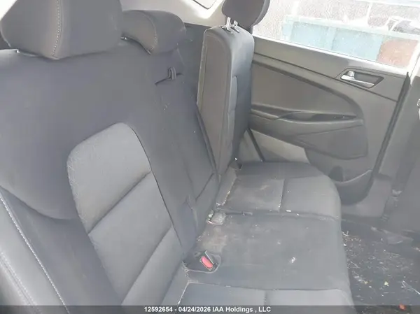 KM8J3CA46GU211488 2016 HYUNDAI TUCSON - Image 8