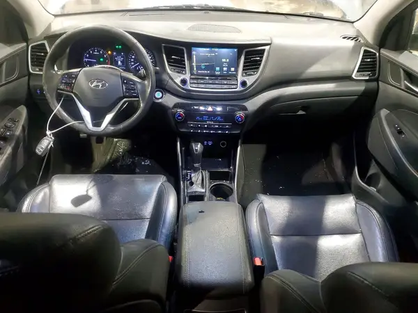 KM8J3CA46GU214911 2016 HYUNDAI TUCSON - Image 8