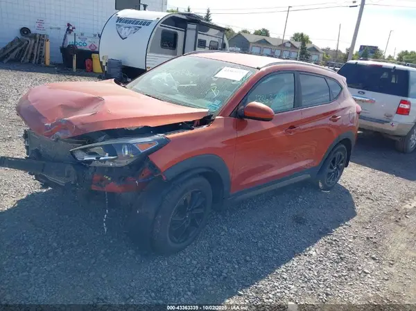 KM8J3CA46GU231000 2016 HYUNDAI TUCSON - Image 2