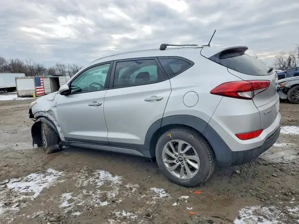 KM8J3CA46GU255037 2016 HYUNDAI TUCSON - Image 2