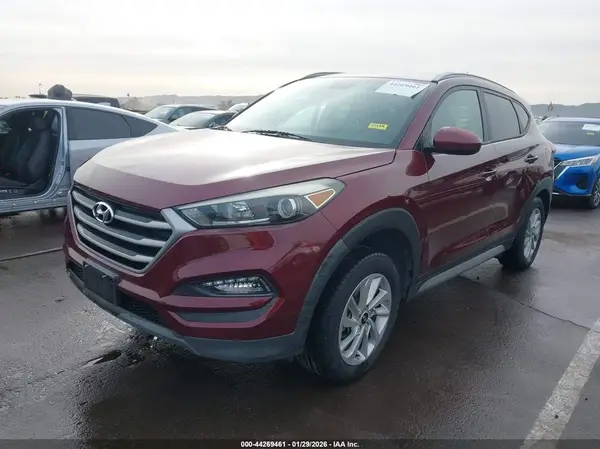 KM8J3CA46HU251734 2017 HYUNDAI TUCSON - Image 2