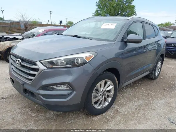 KM8J3CA46HU262006 2017 HYUNDAI TUCSON - Image 2