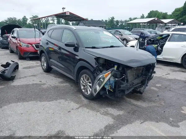 KM8J3CA46HU263995 2017 HYUNDAI TUCSON - Image 1
